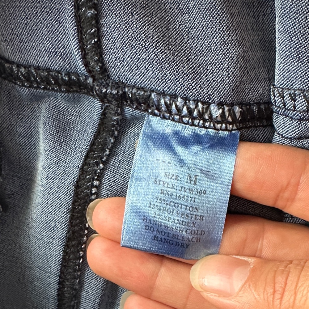 Elegant Dark Blue Flare Jeans - Picture 2 of 6